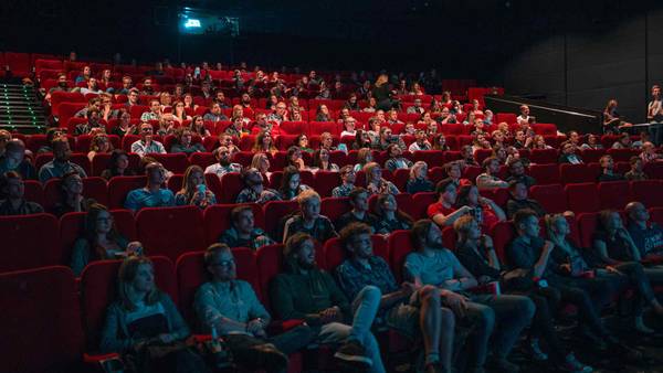 Conception and realization of a film premiere including rental of location, catering and guest list