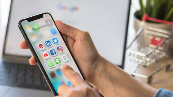 Professional social media community management | for successful performance on your social media platforms