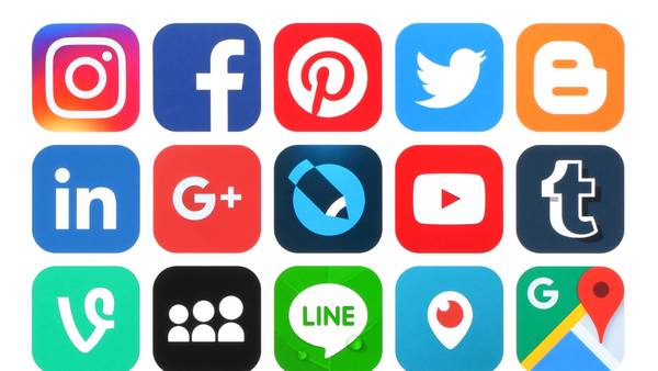 Fifteen social network app icons in three rows on a white background.