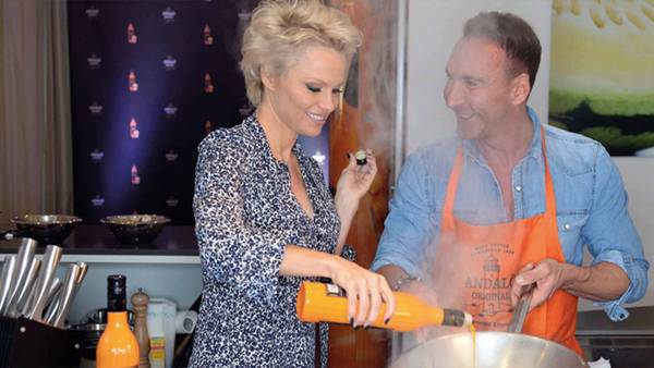Cooking with Pamela Anderson and the Nordic liqueur Andalö from the house of Waldemar Behn