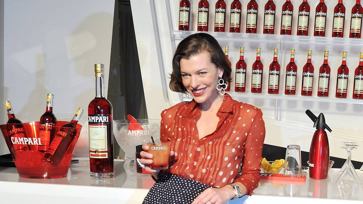 TV-PR für den Campari Kalender mit Milla Jovovich