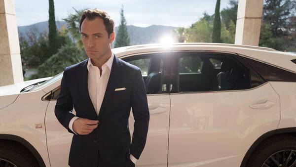 Premiere of the Lexus "The life RX" campaign by and with Jude Law
